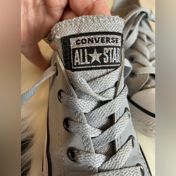 Converse ⚜️ Gray Leather Low Top Sneakers - Picture 2 of 7